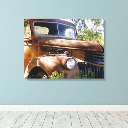 Rusty Truck Canvas Afdruk (Insitu (Houten vloer))
