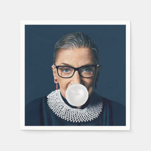 Ruth Bader Ginsburg die witte kauwgomblaas blaast Servet