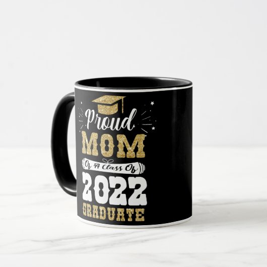 Ruw mam van een klasse van 2022 Afstuderen Mok (Voorkant links)