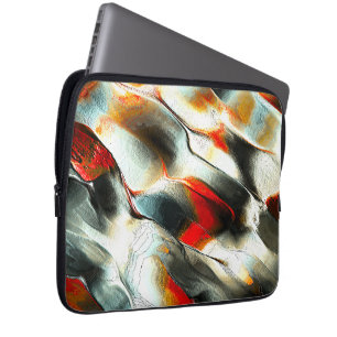 Ruw zilverachtig gesteente over brandend lid, inte laptop sleeve