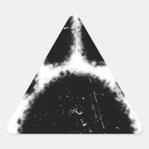 Ruwe en vervormde kleurenafdrukken driehoek sticker