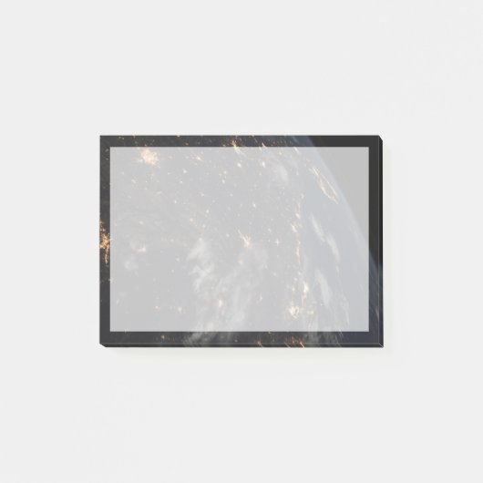 's Avonds licht de stad op de planeet aarde Post-it® Notes (Voorkant)