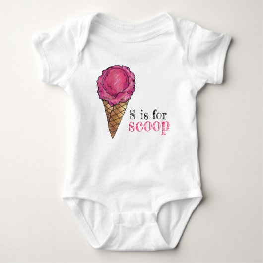 S is voor Scoop Pink Strawberry Ice Cone Romper (Voorkant)