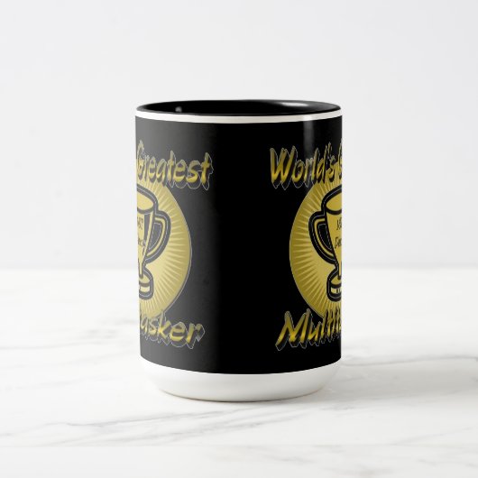 's Werelds grootste Multitasker Trophy Tweekleurige Koffiemok (Center)