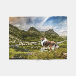 Sable Rough Collie herding Sheep - Gepersonaliseer Fleece Deken