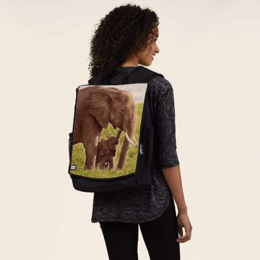 Sac À Dos Éléphant et bébé des images | de Getty (Porté)