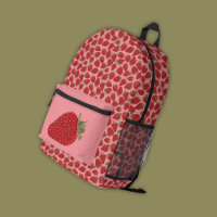 Fraises rouges mûres sur motif rose