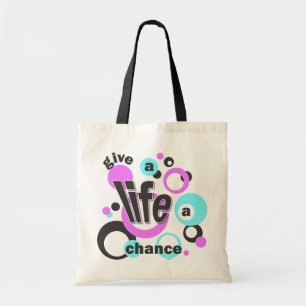 Sac à main avec un motif pétillant.