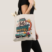 Sac à main de motel rétro milieu du siècle (De près)
