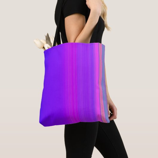 Sac à rayures violettes (retourné) (De près)