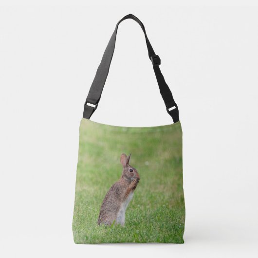 Sac Ajustable Lapin debout dans l'herbe et l'air timide (Devant)