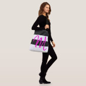 Sac Ajustable Monogramme M Motif rayé noir blanc rose (Sur le modèle)