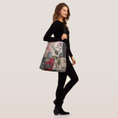 Sac Ajustable Un Patchwork Rustique d'Hiver à la Baie de Houx (Sur le modèle)