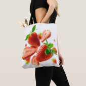Sac amusant avec fraises (De près)