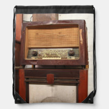 ancienne radio classique en bois