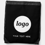 Sac Avec Cordons Simple Logo Texte promotionnel Business Black<br><div class="desc">Ajoutez votre propre logo et le choix du texte à cette conception. Supprimez le texte si vous préférez. Minimaliste et professionnel. Idéal pour un produit promotionnel pour vos clients et clients. Pour les autres versions,  consultez la collection.</div>