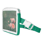 Sac Banane Beaux roses roses. Ajoutez votre monogramme (Incliné)