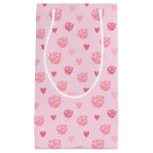 Sac cadeau à motifs rose et coeurs (Devant)