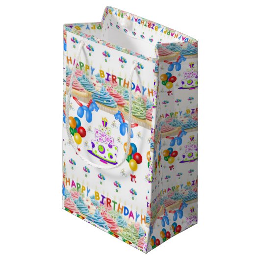 Sac cadeau d'anniversaire (Devant Angle)