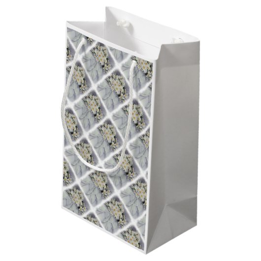 SAC CADEAU DE BOUQUET BLANC DAISÉ (Dos Angle)