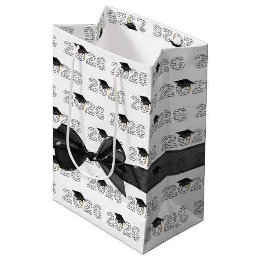 Sac Cadeau Moyen 2026 Congrats Grad Word Cloud with Bow (Devant Angle)