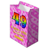 Sac Cadeau Moyen 49e anniversaire : Amusants Coeurs roses Stripes; (Devant Angle)