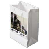 Sac Cadeau Moyen Adventure Awaits. Fantasy landscape (Devant Angle)