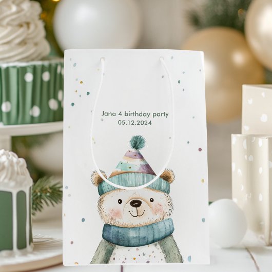 Sac Cadeau Moyen Anniversaire de l'ours vert | Winter Wonderland