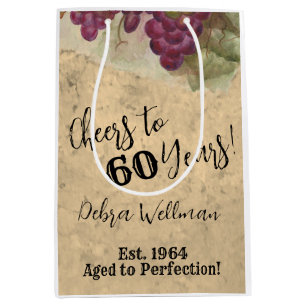 Sac Cadeau Moyen Aquarelle de vignoble personnalisée Cheers à 60 an