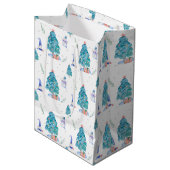 Sac Cadeau Moyen Aquarelle Neige Frost Arbres de Noël (Devant Angle)