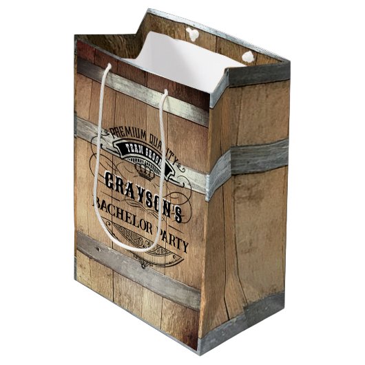 Sac Cadeau Moyen Bachelor Party Russe Whiskey Barrel (Devant Angle)