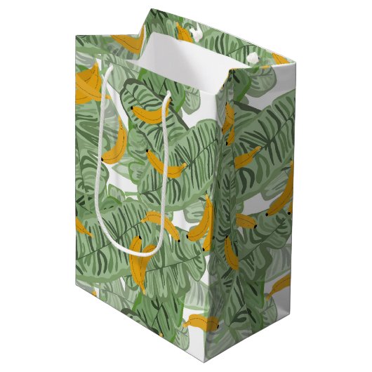 Sac Cadeau Moyen Banane tropicale moderne Motif vert (Devant Angle)