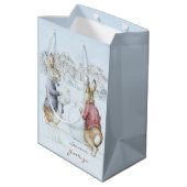 Sac Cadeau Moyen Beatrix Potter Snowman et Bunnies Holiday (Dos Angle)