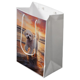 Sac Cadeau Moyen Bichon frisé Sandy Paws sur la plage au coucher du