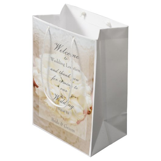 Sac Cadeau Moyen Bouquet de fleurs de Mariage nuptiale blanche (Devant Angle)