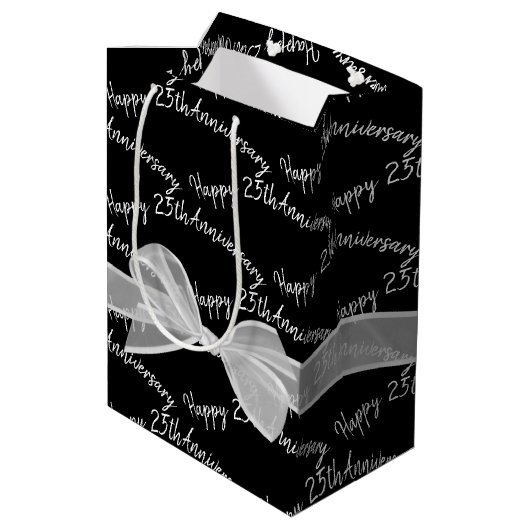Sac Cadeau Moyen Bow 25e anniversaire sur noir (Dos Angle)