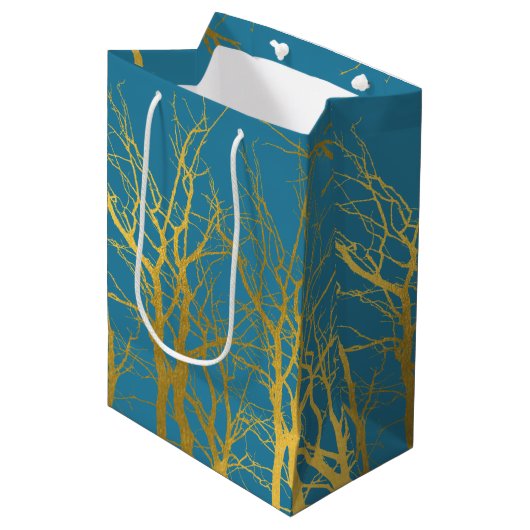 Sac Cadeau Moyen Branches Gold Tree Motif Arrière - plan bleu (Devant Angle)