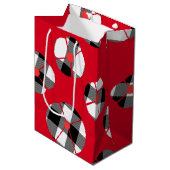 Sac Cadeau Moyen Buffalo Plaid Fleur Sur Rouge (Devant Angle)