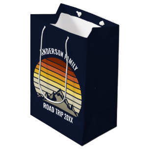 Sac Cadeau Moyen Carte Retro Sunset Mountain bleu marine