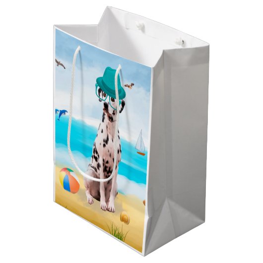 Sac Cadeau Moyen Chien Dalmation sur la plage (Devant Angle)
