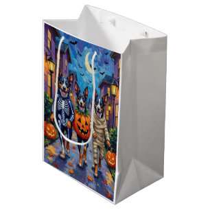 Sac Cadeau Moyen Chiens Blue Heeler faisant Trick-or-Treat dans un