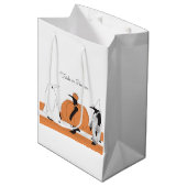 Sac Cadeau Moyen Citrouille de dessin mignon Penguin Drôle Hallowee (Devant Angle)