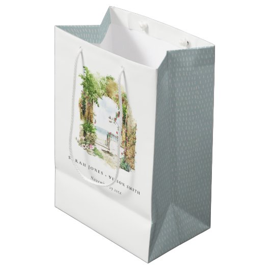 Sac Cadeau Moyen Coastal Botanical Arch Sand Beach Seascape Wedding (Devant Angle)
