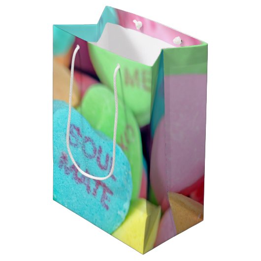 Sac Cadeau Moyen Coeurs de bonbons Valentine (Devant Angle)