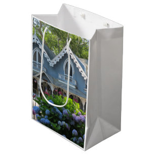 Sac Cadeau Moyen Cottage victorien en Bleu - Martha's Vineyard
