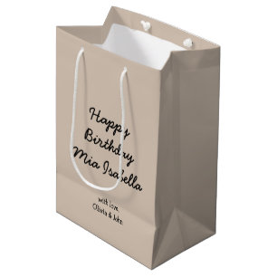 Sac Cadeau Moyen Couleur de tendance - Sac-cadeau doux Taupe person