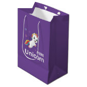 Sac Cadeau Moyen Cute bébé licorne Moderne (Devant Angle)
