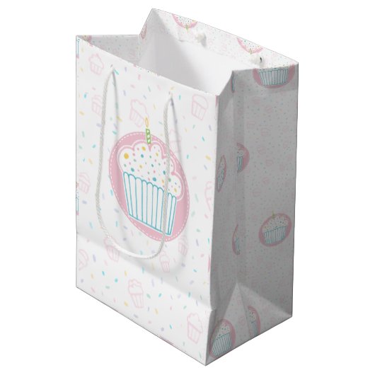 Sac Cadeau Moyen Cute Birthday Cupcake with Candle (Devant Angle)