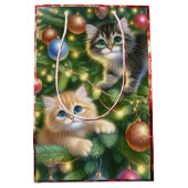 Sac Cadeau Moyen Cute Kittens dans l'arbre de Noël (Devant)