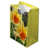 Sac Cadeau Moyen Daffodiles orange et jaune Floral (Devant Angle)